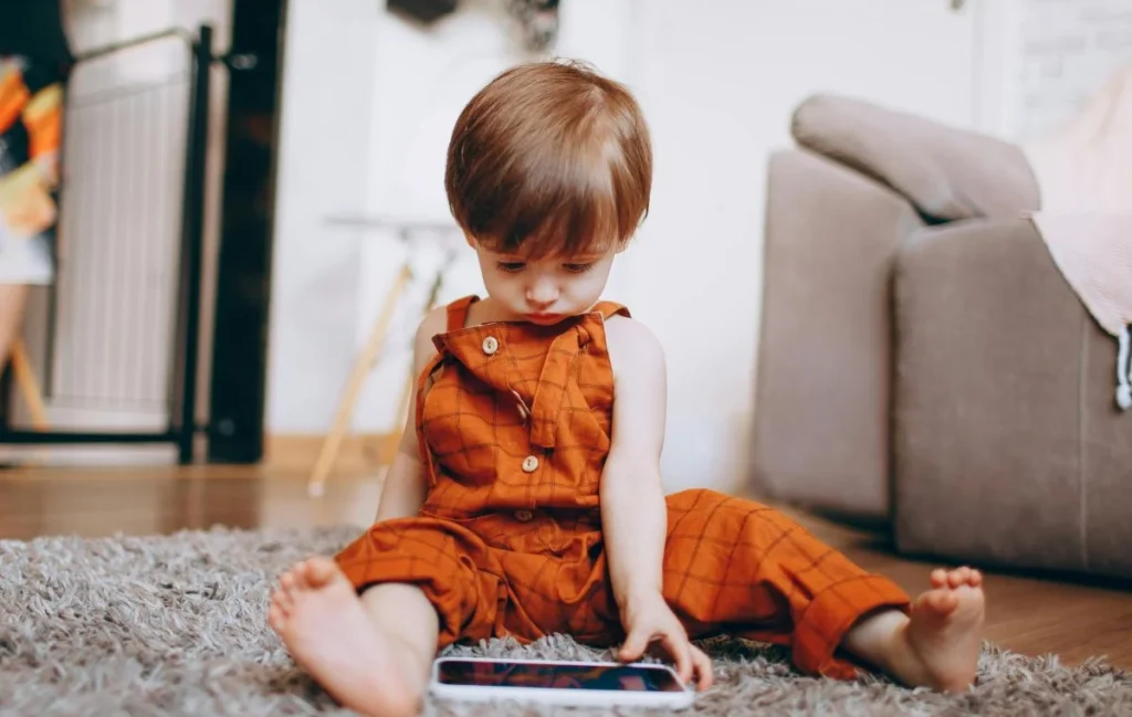 Toddler tantrums: causes and calm steps for parents